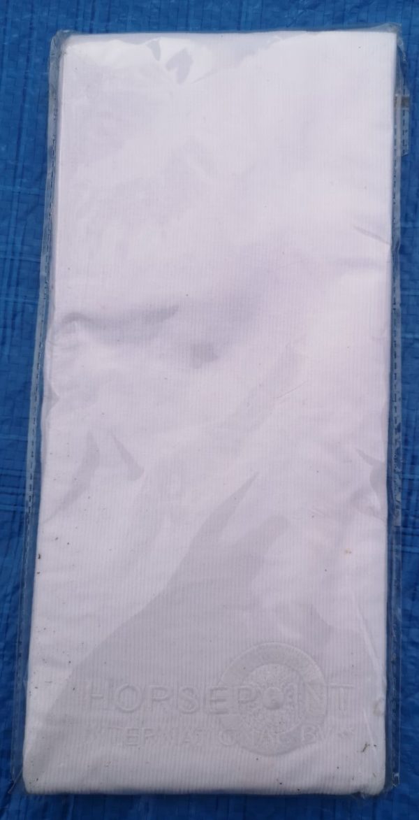 horse point plasteron maat XL